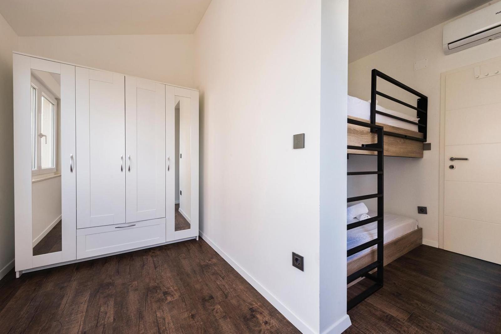 Maka Appartements - Omis Duće Habitación foto